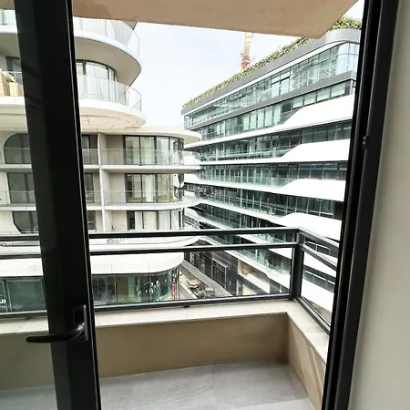 Upscale - Heart Of Paceville San Ġiljan