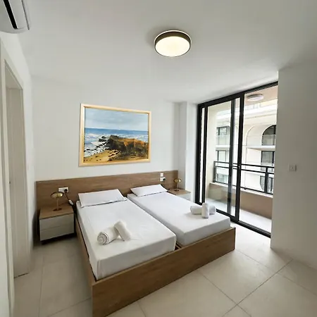 Апартаменты Upscale - Heart Of Paceville *